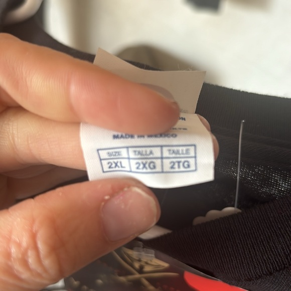 Vintage V is for Vendetta promotional tee - Picture 6 of 6